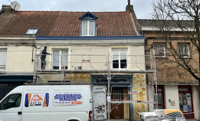 Ravalement de façade de maison en enduit projeté à Hellemmes, Bruay-la-Buissière, Probat 59